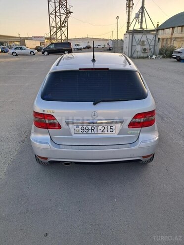 Mercedes B 180 2009, 115,000 km - 1.7 l - Bakı