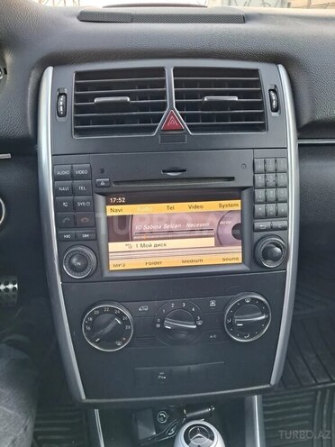 Mercedes B 180 2009, 115,000 km - 1.7 l - Bakı