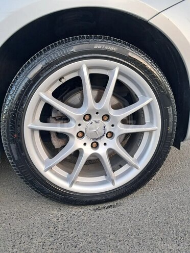 Mercedes B 180 2009, 115,000 km - 1.7 l - Bakı