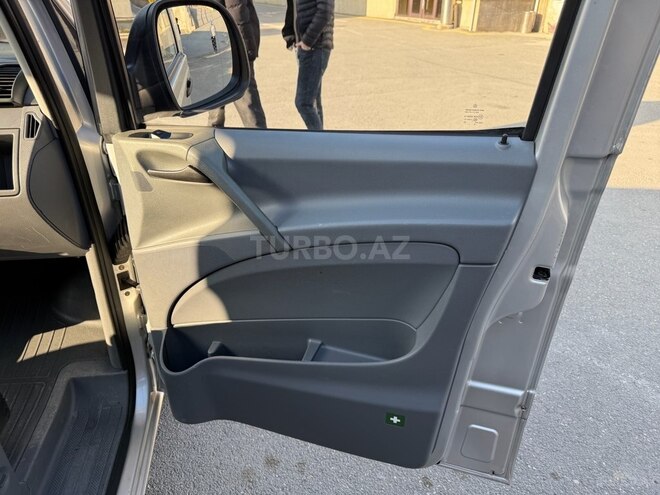 Mercedes Vito 111 2009, 251,000 km - 2.2 l - Bakı