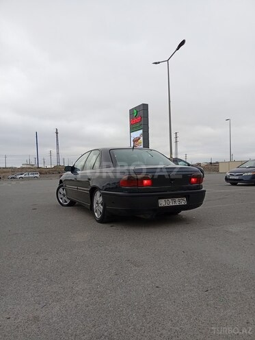 Opel Omega 1994, 380,000 km - 2.5 l - Qax