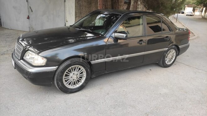 Mercedes C 180 1995, 484,000 km - 1.8 l - Naftalan