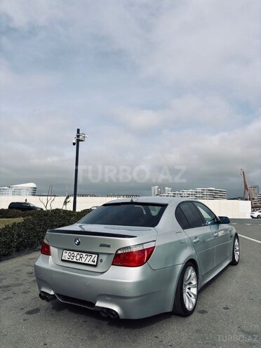 BMW 525 2004, 300,000 km - 2.5 l - Bakı