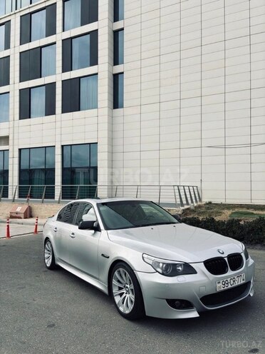 BMW 525 2004, 300,000 km - 2.5 l - Bakı
