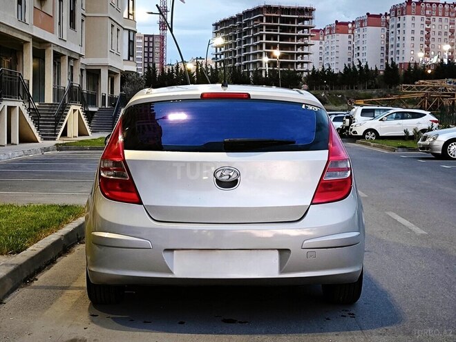Hyundai i30 2008, 235,000 km - 1.6 l - İsmayıllı