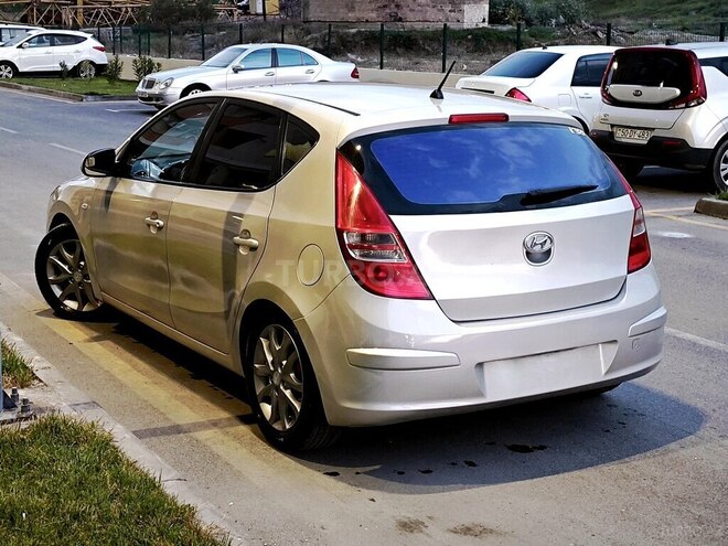 Hyundai i30 2008, 235,000 km - 1.6 l - İsmayıllı