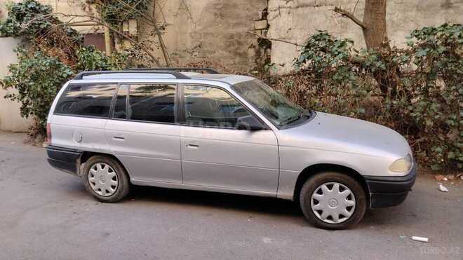 Opel Astra 1992, 475,650 km - 1.6 l - Bakı