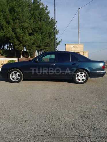 Mercedes E 220 d 1999, 322,444 km - 2.2 л - Ağstafa