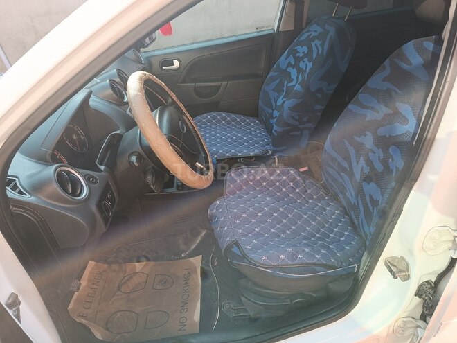 Ford Fiesta 2007, 290,000 km - 1.6 l - Bakı