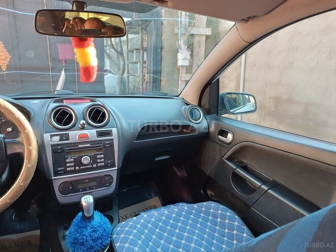 Ford Fiesta 2007, 290,000 km - 1.6 l - Bakı