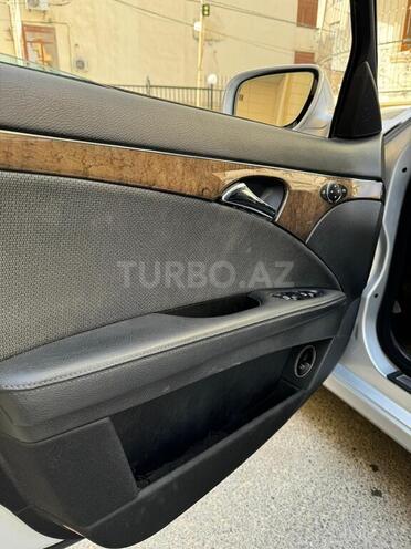 Mercedes E 200 d 2008, 265,000 km - 2.2 l - Bakı