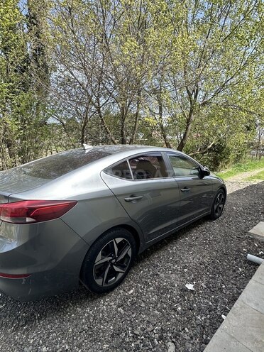 Hyundai Avante 2015, 179,600 km - 1.6 л - Bakı