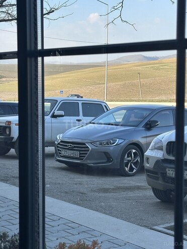 Hyundai Avante 2015, 179,600 km - 1.6 л - Bakı