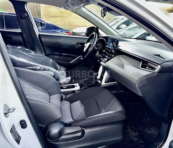 Toyota Corolla Cross 2025, 0 km - 2.0 l - Bakı