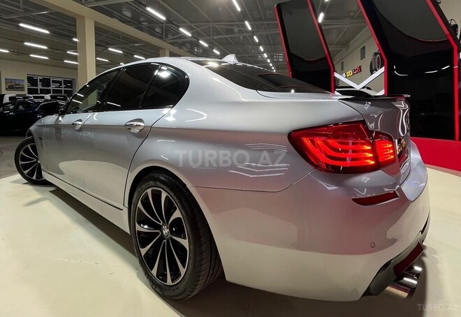 BMW 520-10