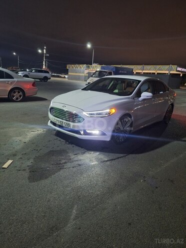 Ford Fusion (North America) 2018, 240,000 km - 2.0 l - Bakı
