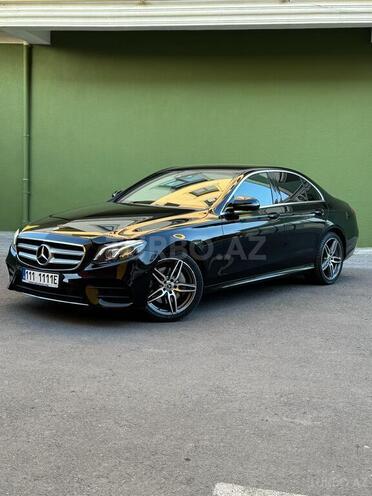 Mercedes E 220 d-7
