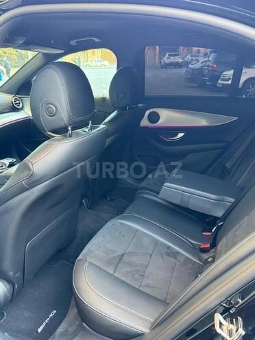 Mercedes E 220 d-15