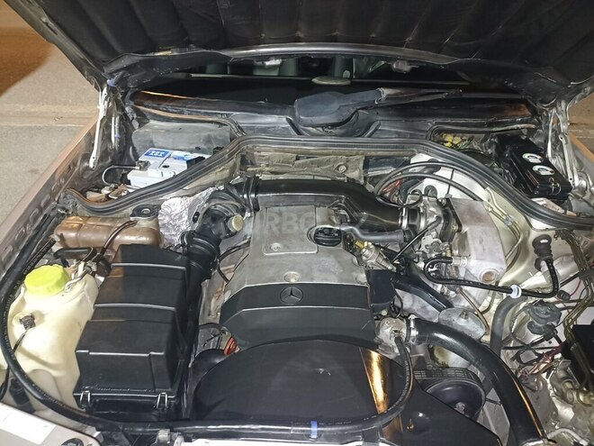 Mercedes E 220 1994, 386,000 km - 2.2 l - Bakı