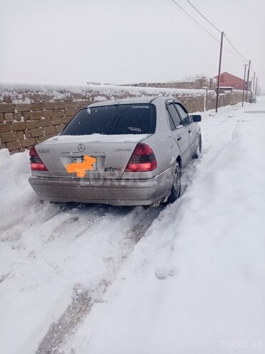 Mercedes C 200 2000, 356,666 km - 2.0 l - Bakı