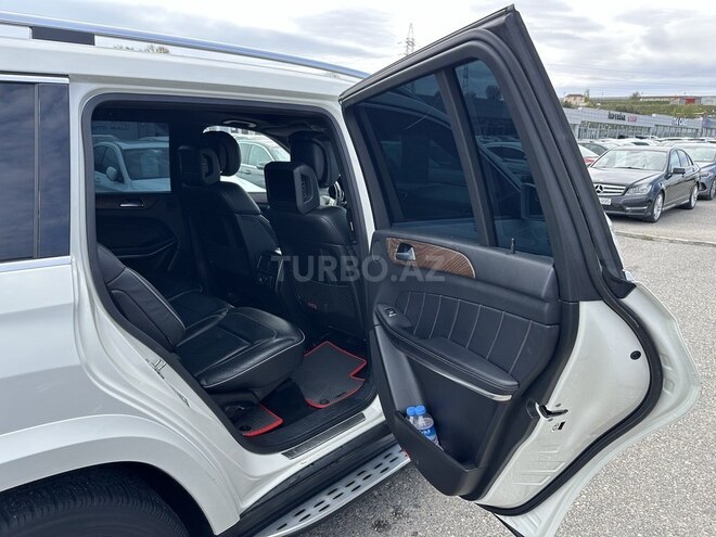 Mercedes GL 500 4MATIC 2013, 96,000 km - 4.7 l - Bakı