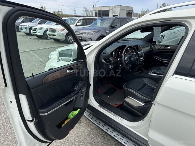 Mercedes GL 500 4MATIC 2013, 96,000 km - 4.7 l - Bakı