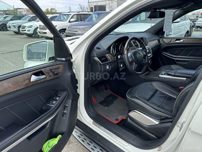 Mercedes GL 500 4MATIC 2013, 96,000 km - 4.7 l - Bakı
