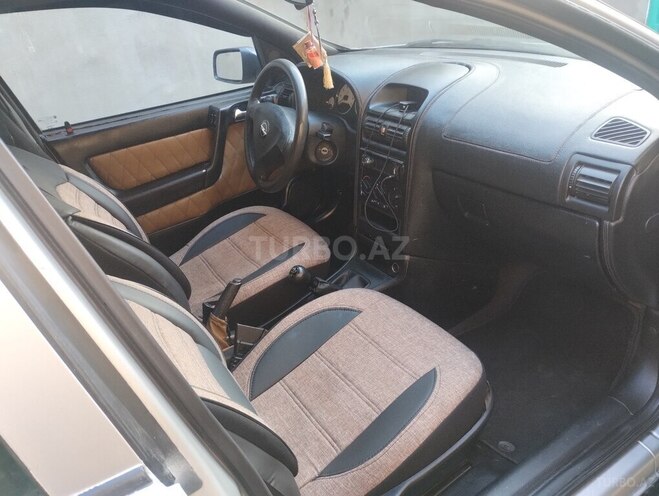 Opel Astra 2000, 330,000 km - 1.6 l - Xaçmaz