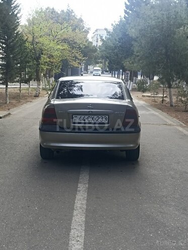 Opel Vectra 1998, 352,000 km - 1.6 l - Sumqayıt
