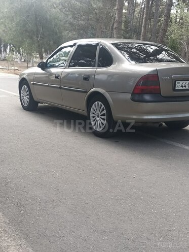 Opel Vectra 1998, 352,000 km - 1.6 l - Sumqayıt