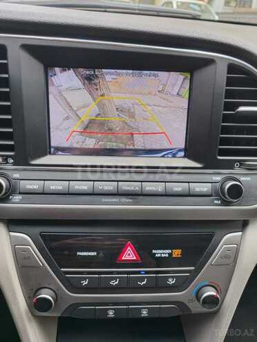 Hyundai Elantra 2018, 170,000 km - 2.0 l - Bakı