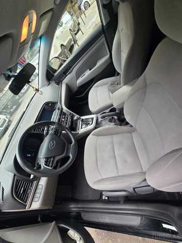 Hyundai Elantra 2018, 170,000 km - 2.0 l - Bakı