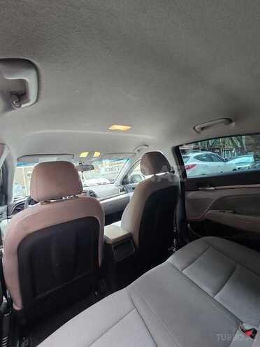 Hyundai Elantra 2018, 170,000 km - 2.0 l - Bakı