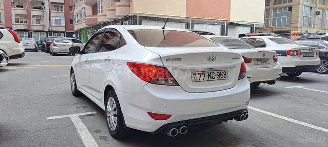 Hyundai Accent 2013, 208,000 km - 1.6 l - Bakı