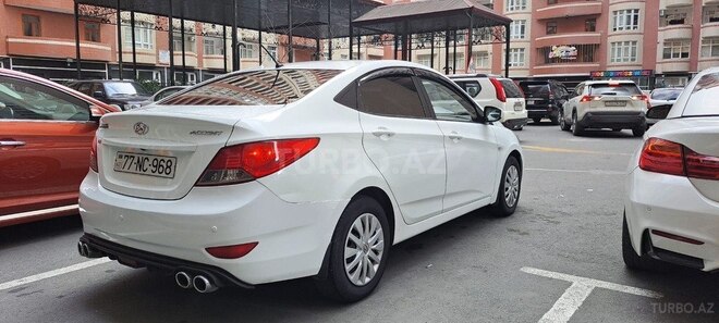 Hyundai Accent 2013, 208,000 km - 1.6 l - Bakı