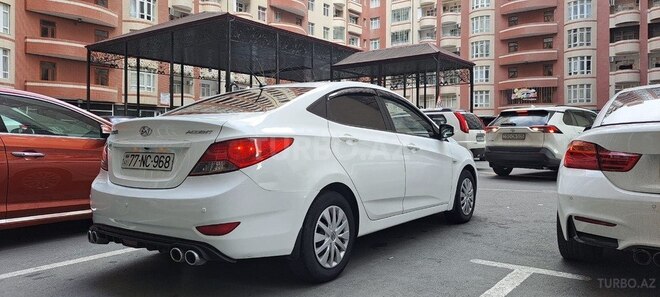 Hyundai Accent 2013, 208,000 km - 1.6 l - Bakı