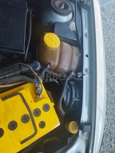 Opel Vectra 1997, 390,000 km - 1.6 l - Gəncə