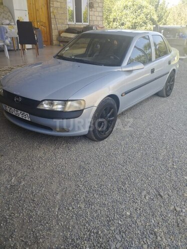 Opel Vectra 1997, 390,000 km - 1.6 l - Gəncə