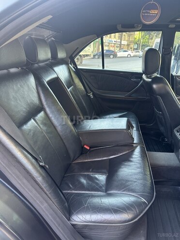 Mercedes E 240 2000, 412,000 km - 2.6 l - Gəncə