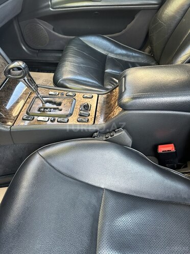 Mercedes E 240 2000, 412,000 km - 2.6 l - Gəncə