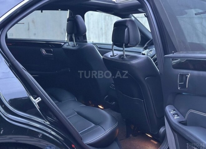 Mercedes E 350 4MATIC 2013, 140,000 km - 3.5 l - Bakı