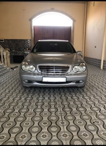 Mercedes C 220 d 2003, 280,000 km - 2.2 l - Gəncə