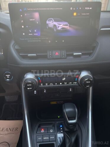 Toyota RAV4-7