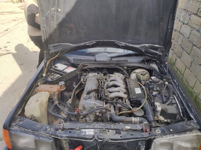 Mercedes 190 1990, 645,000 km - 2.5 l - Bakı