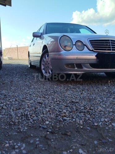 Mercedes E 220 d 2000, 450,000 km - 2.2 l - Bərdə