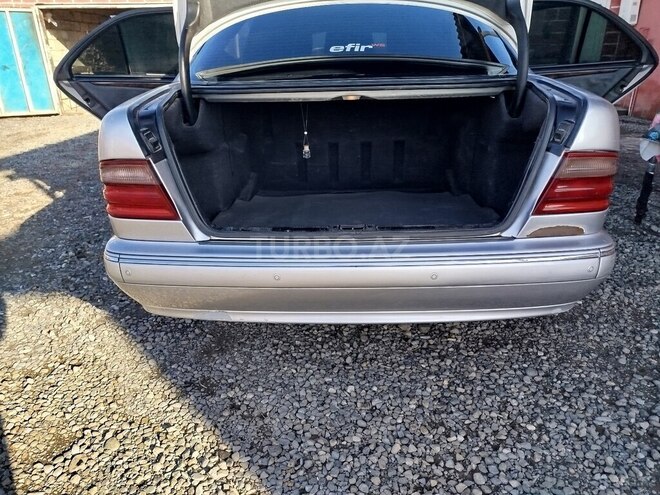 Mercedes E 220 d 2000, 450,000 km - 2.2 l - Bərdə