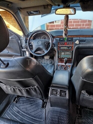 Mercedes E 220 d 2000, 450,000 km - 2.2 l - Bərdə