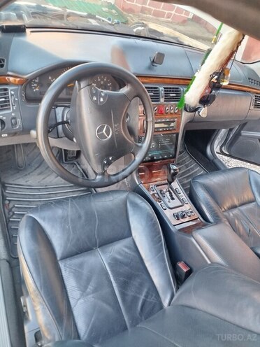 Mercedes E 220 d 2000, 450,000 km - 2.2 l - Bərdə