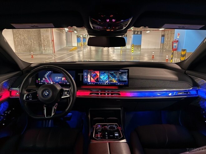 BMW i7 2023, 26,000 km - 0.0 l - Bakı