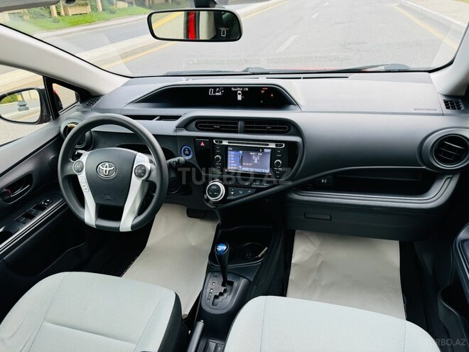 Toyota Aqua 2017, 82,000 km - 1.5 l - Bakı